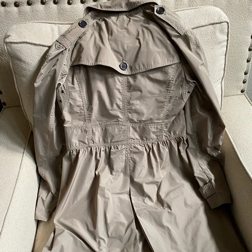 Burberry Brit Khaki Tan Trench Coat with Gathered Waist - Picture 3 of 6